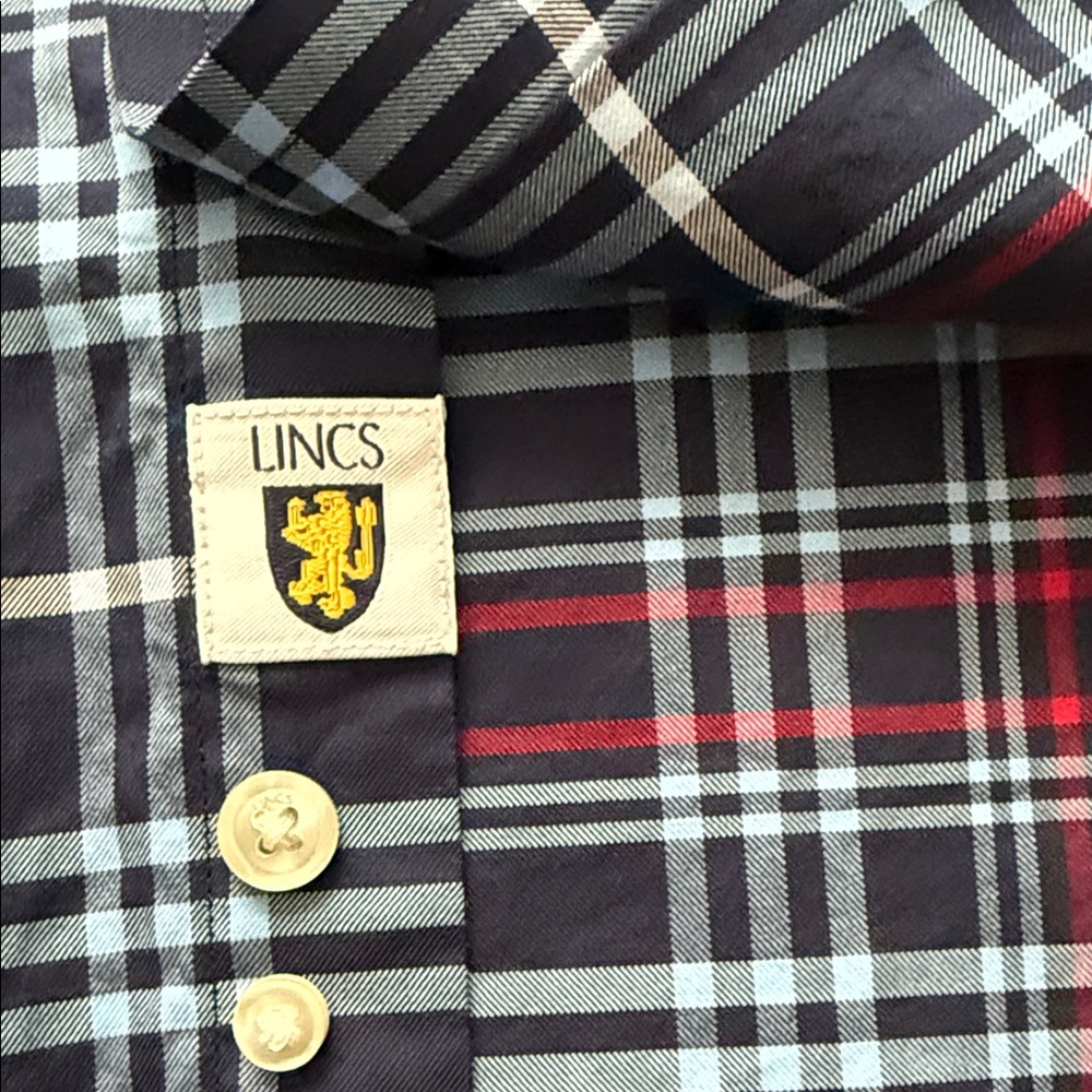 Men's Navy and Red Plaid Casual Short Sleeve Shirt-NWT - Picture 4 of 6